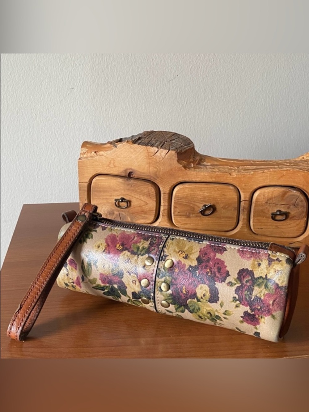 Patricia Nash Isla Oblong Floral Wristlet